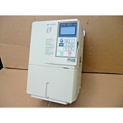 YASKAWA E7 AC drive, white case with control panel, model CIMR-E7U47P5.