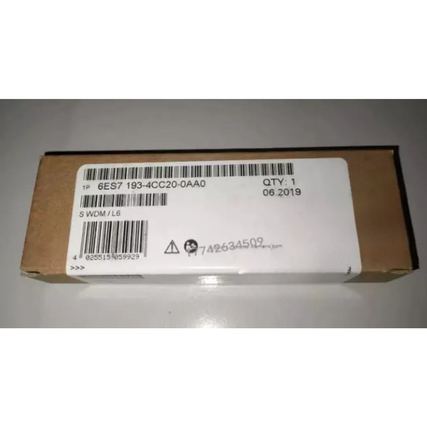 Siemens 6ES7 193-4CC20-0AA0 PLC terminal module in its original packaging, industrial automation part