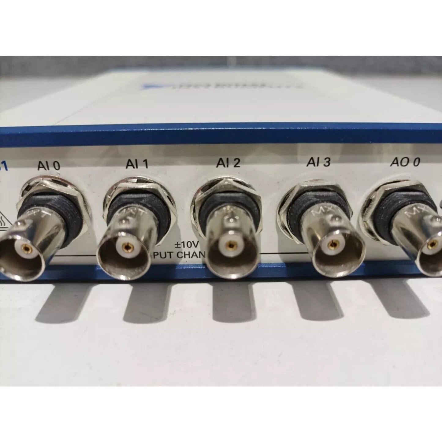 National Instruments USB-4431 device with BNC connectors, AI inputs labeled AI 0, AI 1, AI 2, AI 3 and AO 0.
