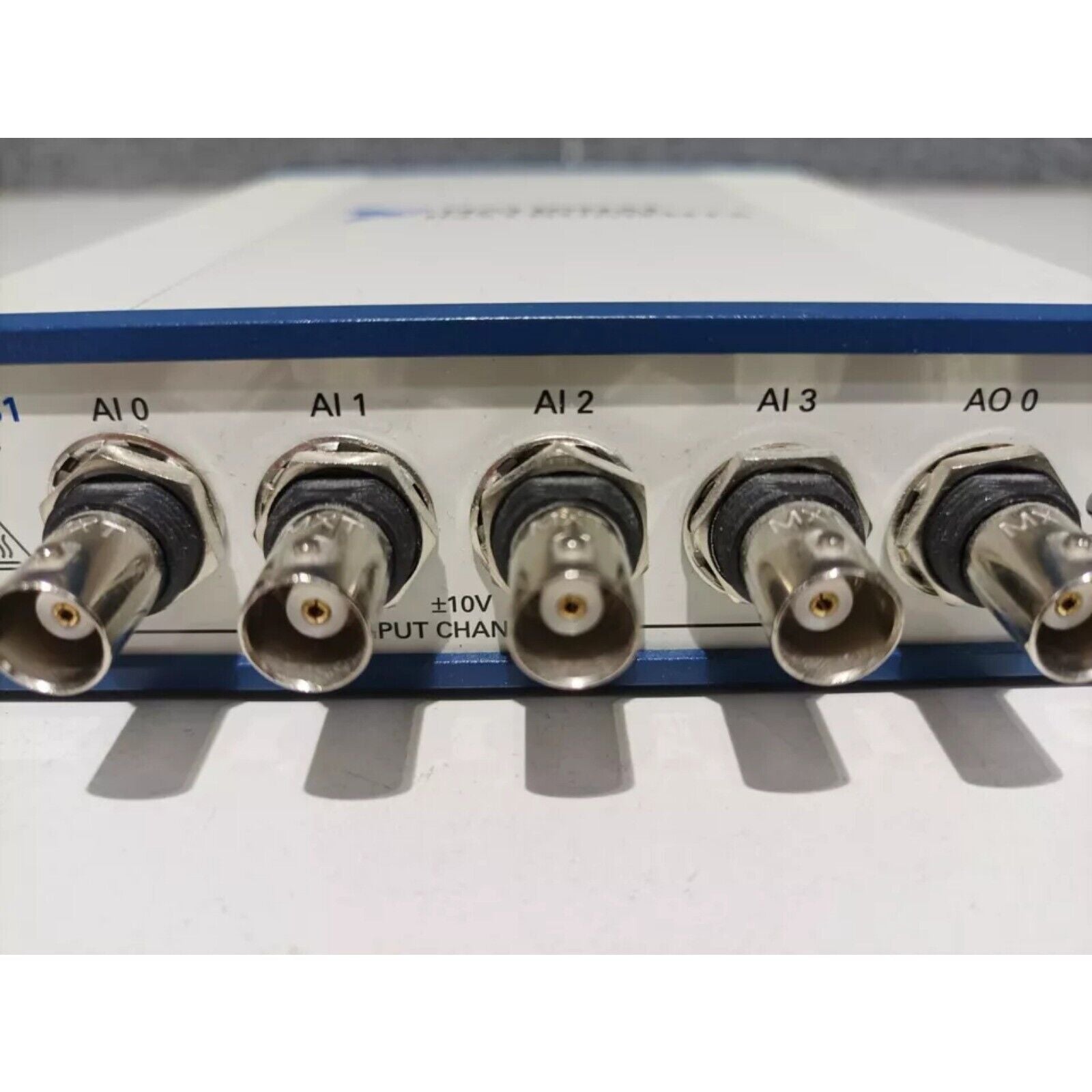 National Instruments USB-4431 device with BNC connectors, AI inputs labeled AI 0, AI 1, AI 2, AI 3 and AO 0.