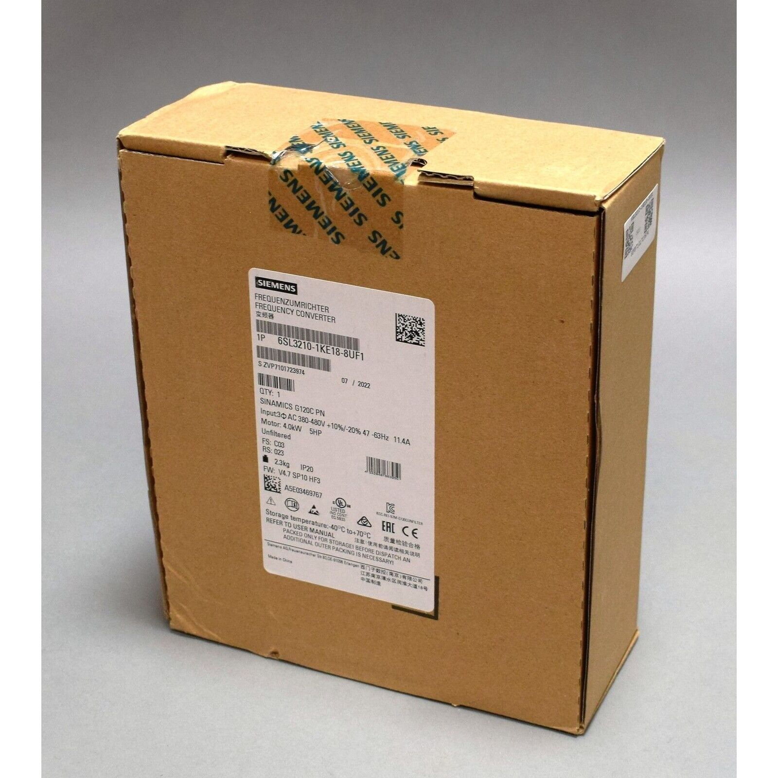 Siemens SINAMICS G120C Frequency Converter Box, 6SL3210-1KE18-8UF1 product packaging, industrial automation part