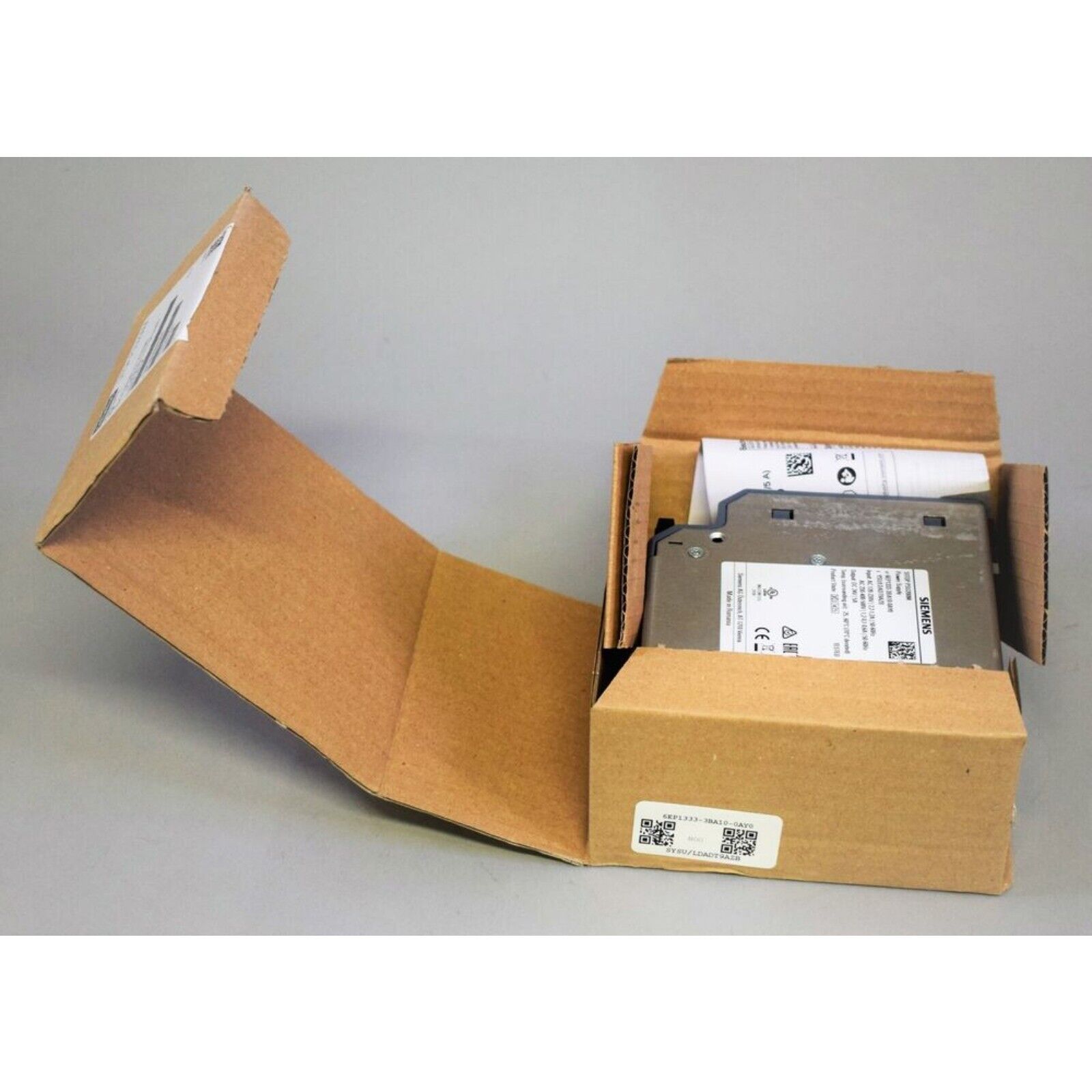 Siemens SITOP PSU200M power supply in brown cardboard packaging, 6EP1333-3BA10 industrial automation part