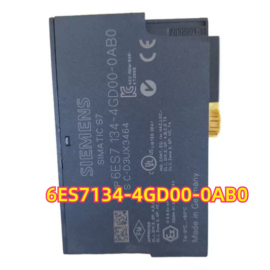 Siemens SIMATIC S7 6ES7134-4GD00-0AB0 digital I/O module, 24V DC, Made in Germany. Industrial automation part.