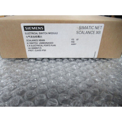 Siemens SCALANCE XB005 Ethernet Switch, 5 RJ45 ports, IP20, in box. Industrial automation part.