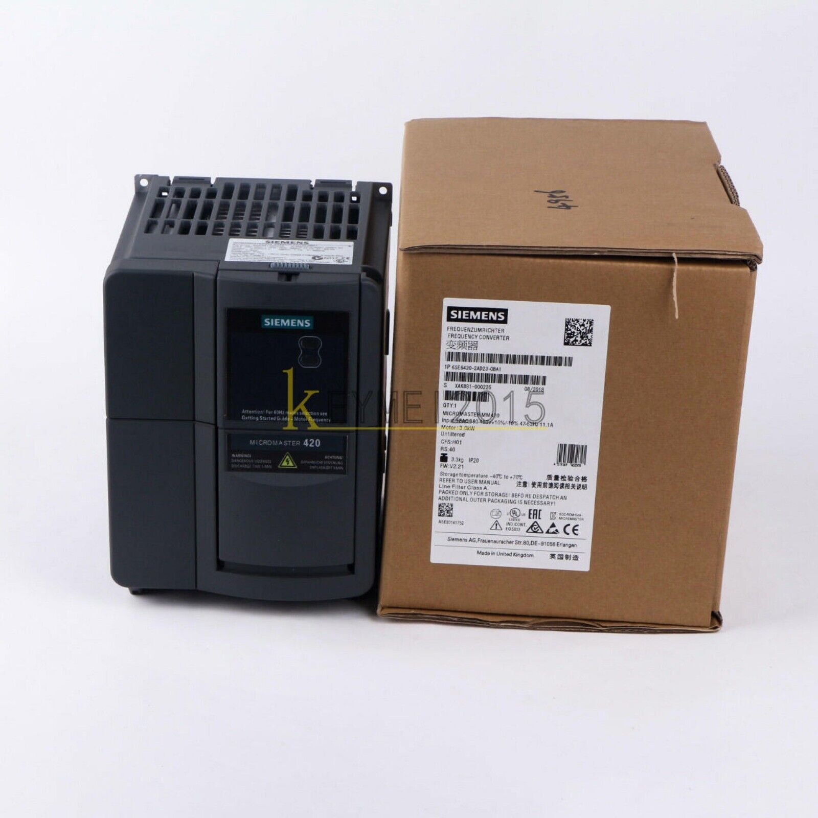 Siemens MICROMASTER 420 frequency inverter with box. Industrial automation part, 6SE6420-2AD23-0BA1.