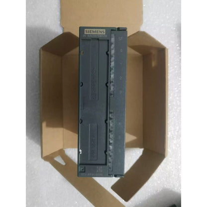 Siemens S7-300 digital output module 6ES7322-1FF01-0AA0, DO 8AC120/230V/2A, industrial automation part, in cardboard box