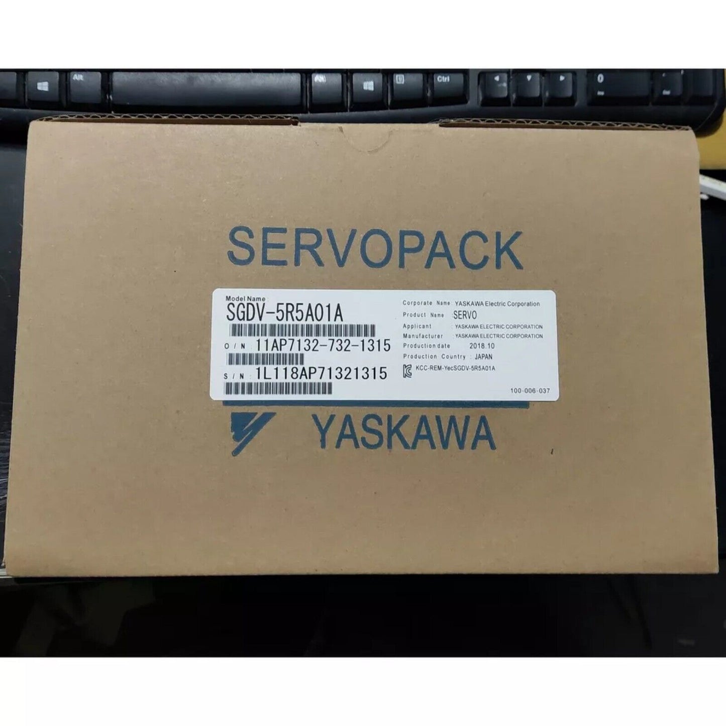 Yaskawa SGDV-5R5A01A Servo Drive in box, industrial automation part, new condition