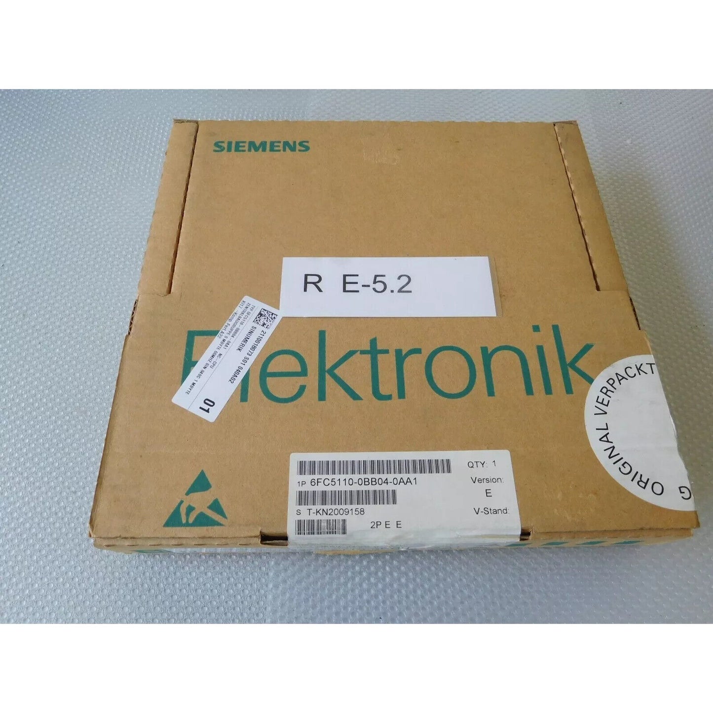 Siemens 6FC5110-0BB04-0AA1 PLC Module Box, Industrial Automation