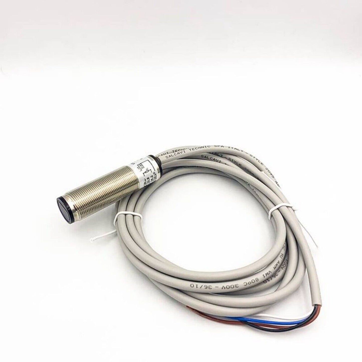 Photoelectric switch with grey cable and wiring details, industrial automation sensor