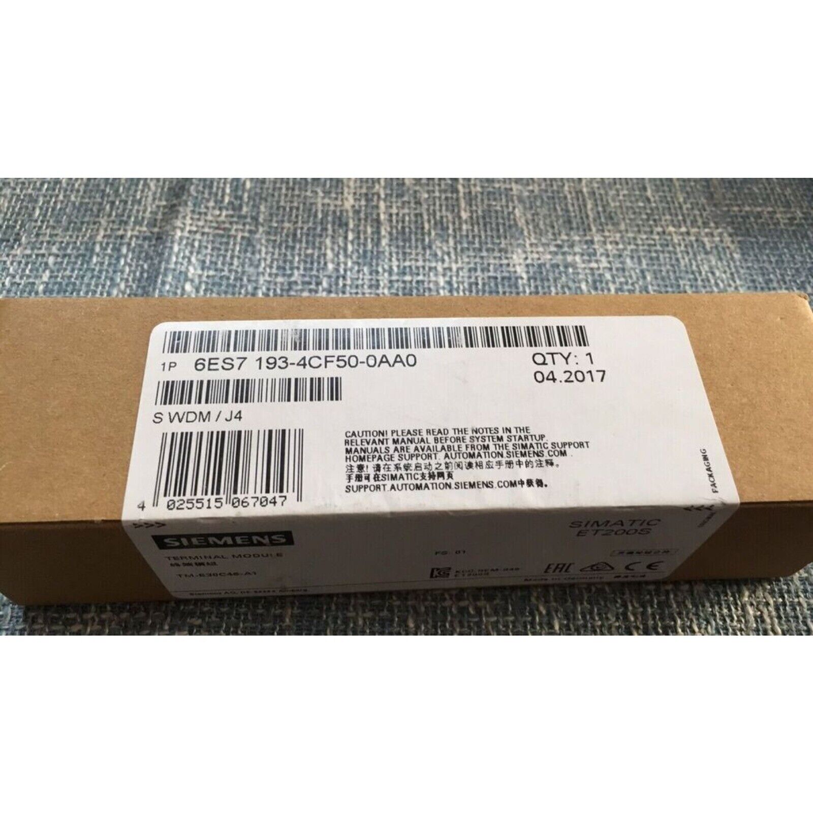 Siemens 6ES7 193-4CF50-0AA0 terminal module in original packaging, industrial automation part