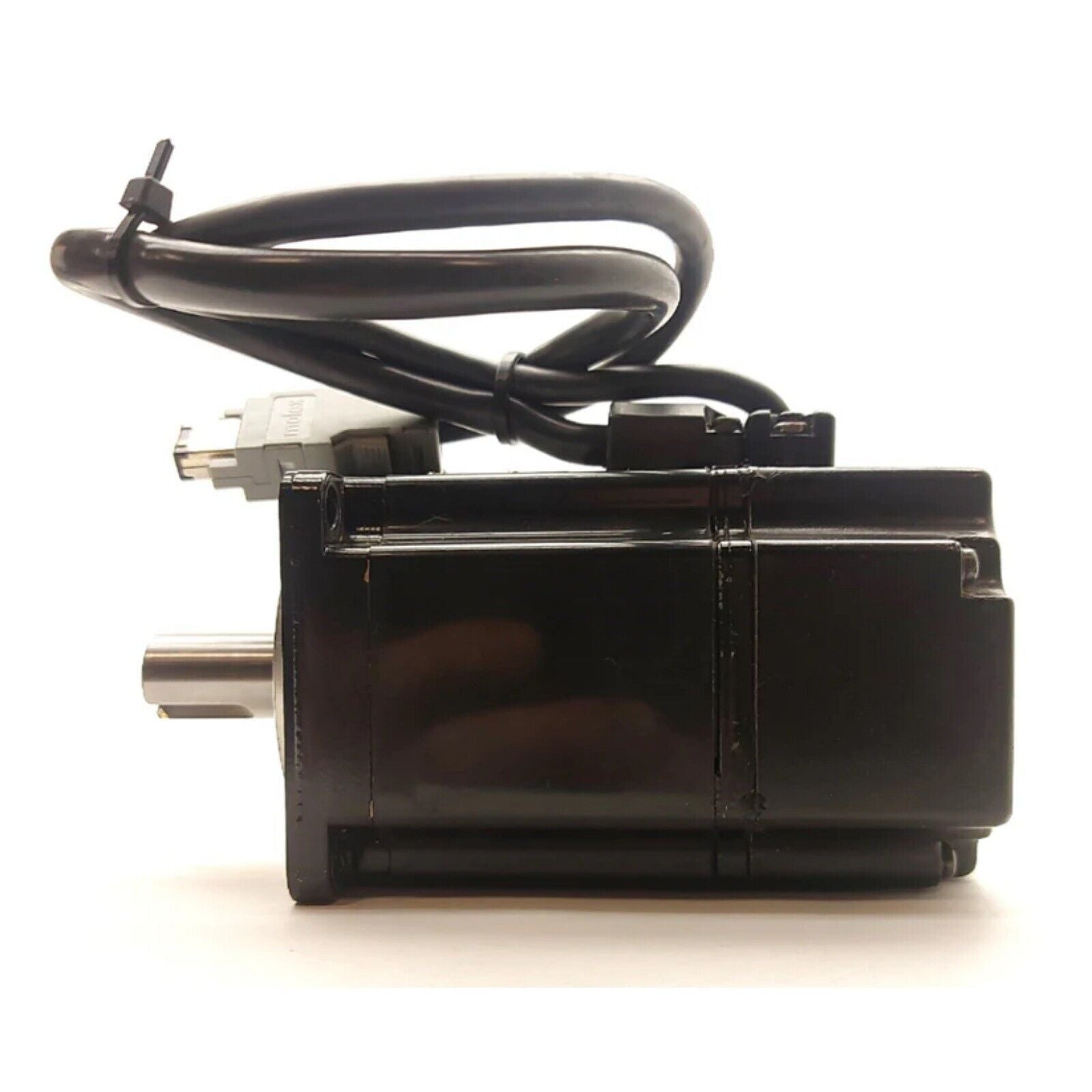 YASKAWA ELECTRIC SGMAH-02BAF41 Servo Motor with black casing, cables, and connector, industrial automation part