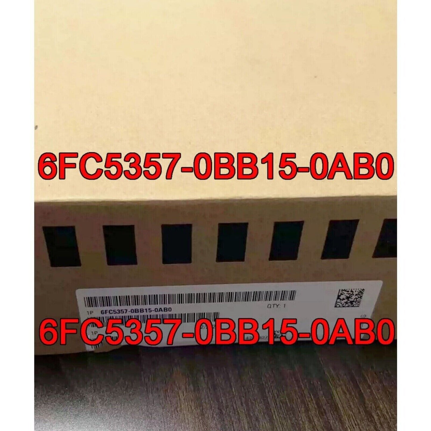 Siemens 6FC5357-0BB15-0AB0 SINUMERIK 840DDE CNC hardware product packaging, cardboard box with label and product code.