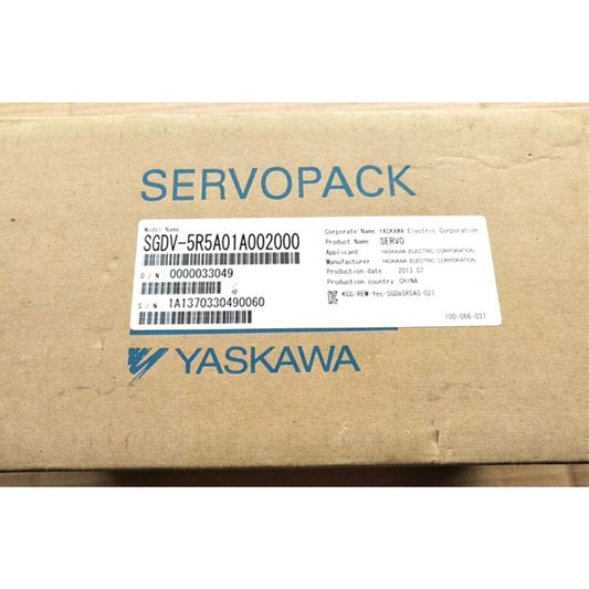 YASKAWA SGDV-5R5A01A002000 Servo Drive box, NEW IN BOX, model information visible.