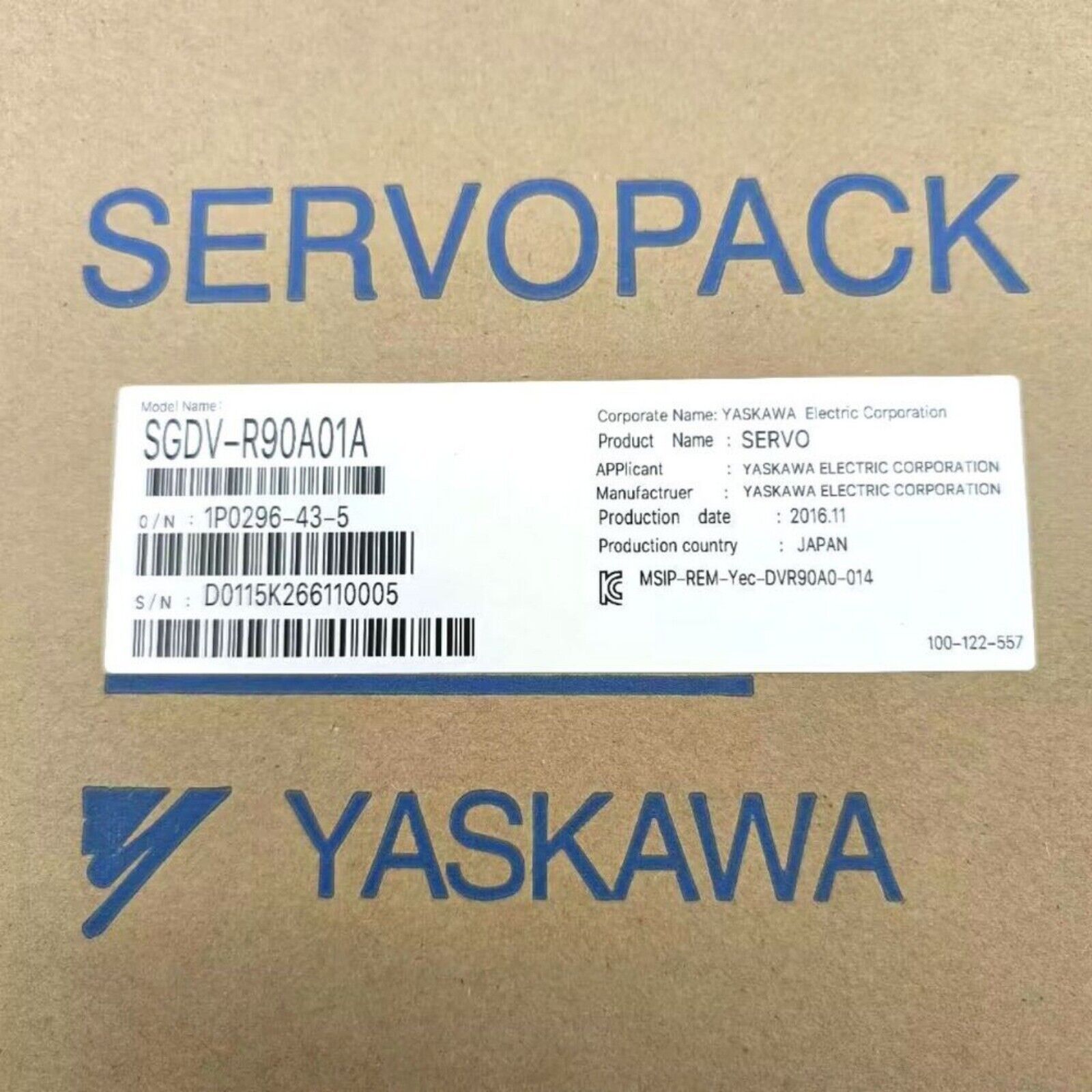 YASKAWA SGDV-R90A01A ServoPack box, new with product details, Made in Japan, industrial automation parts.