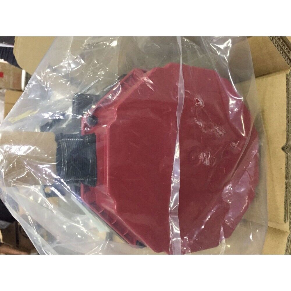 FANUC A06B-0151-B177 servo motor, brand new, red protective cover, packaged for shipping