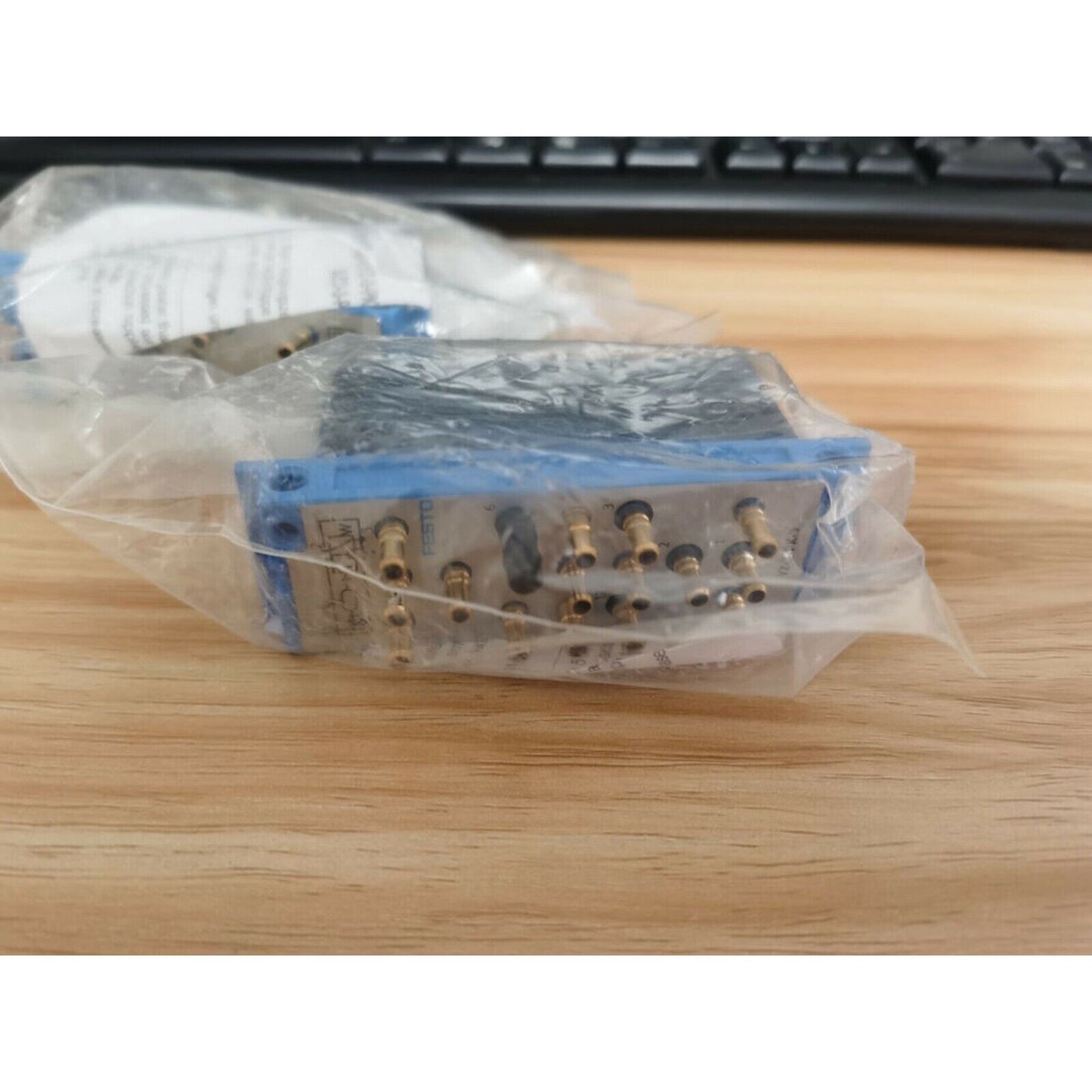 New Festo VZ-3-PK-3 5755 Time delay valve