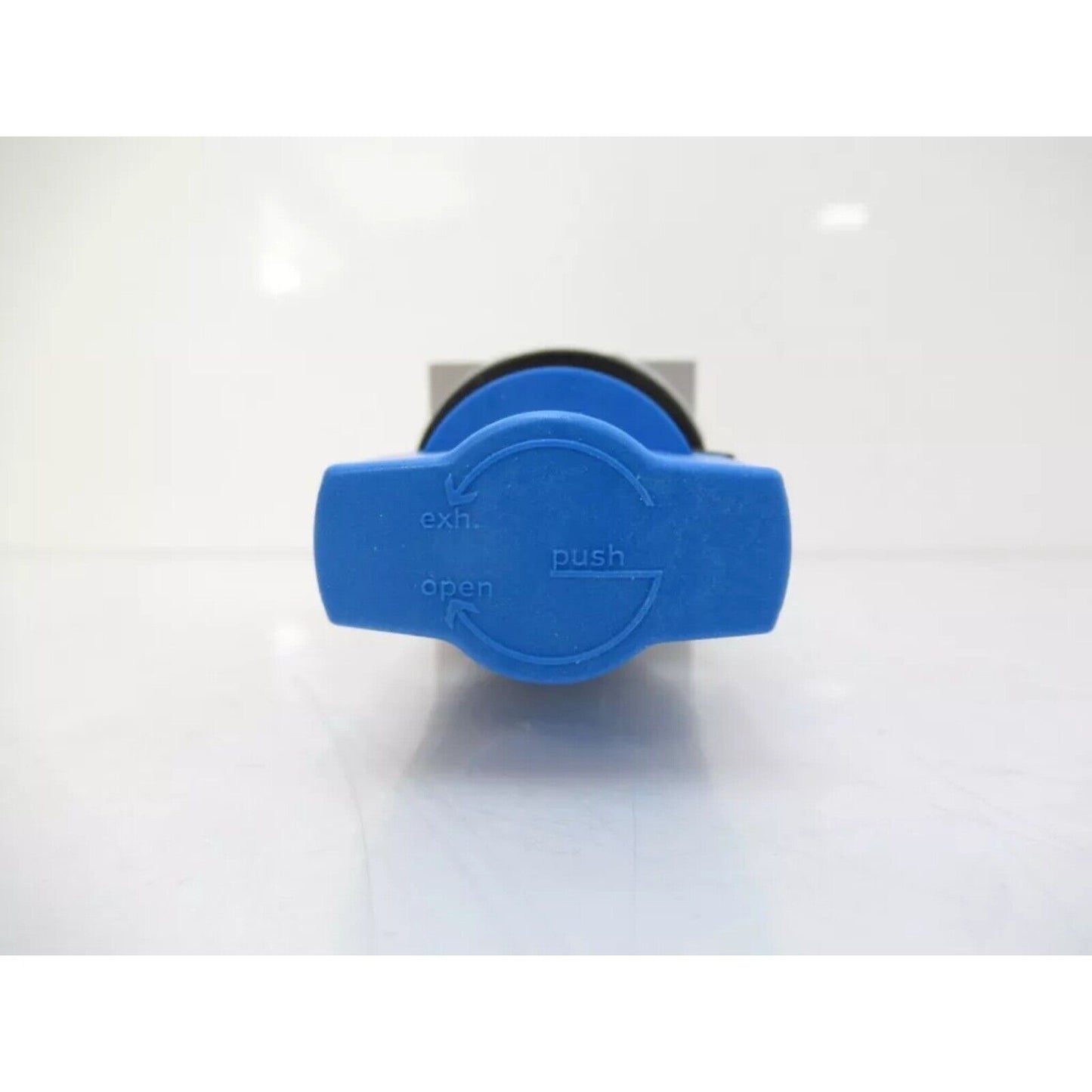 Festo HE-D-MINI 170681 shut off valve with blue control, industrial automation part