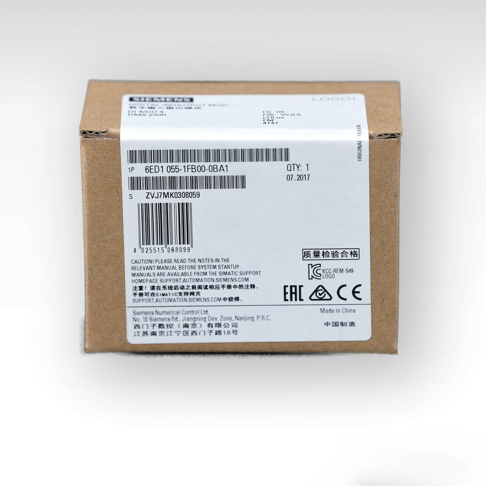 Siemens DM8 230R PLC Module box, product packaging with model number 6ED1 055-1FB00-0BA1. Industrial automation part.