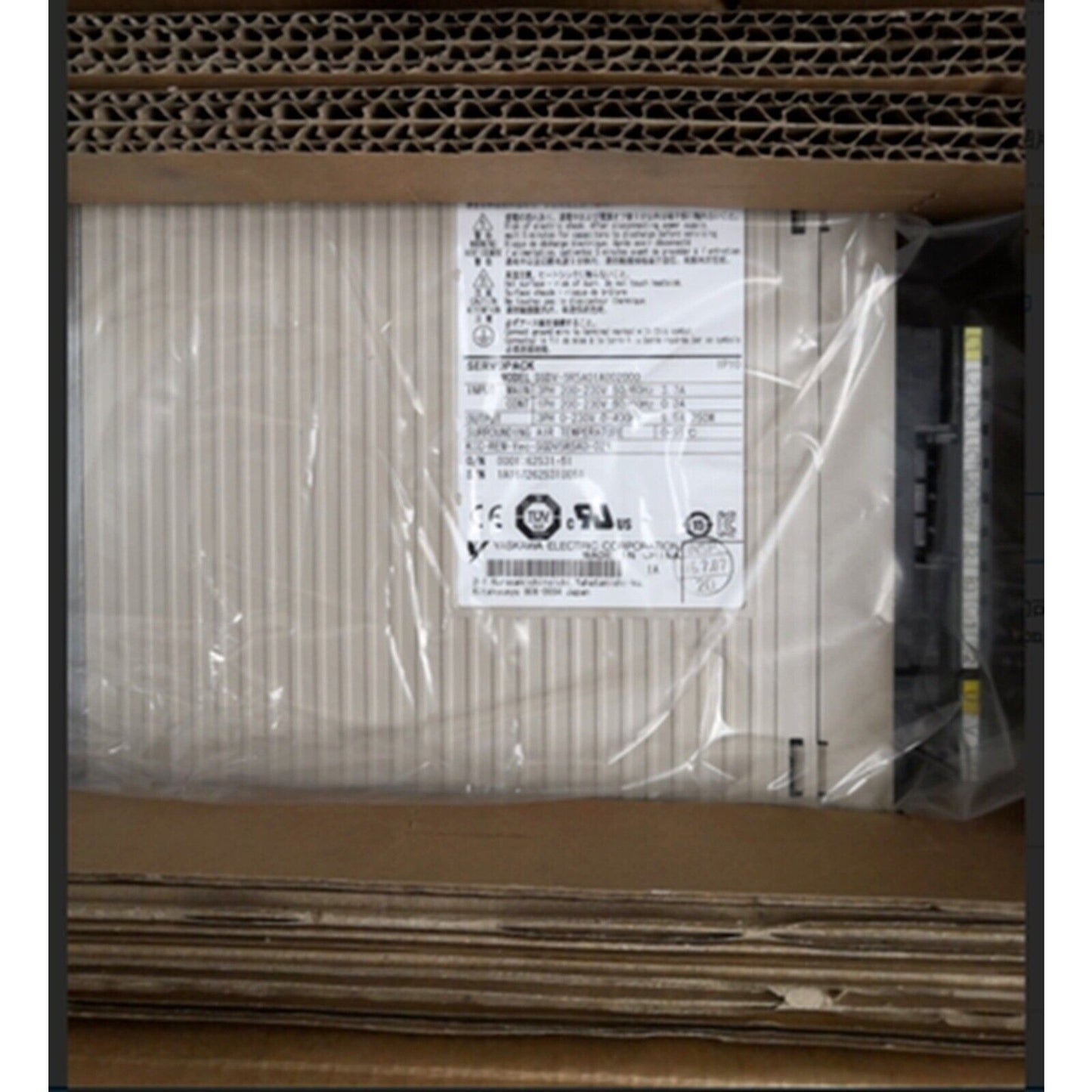 YASKAWA SGDV-5R5A01A002000 Servo Drive in box, new industrial automation part