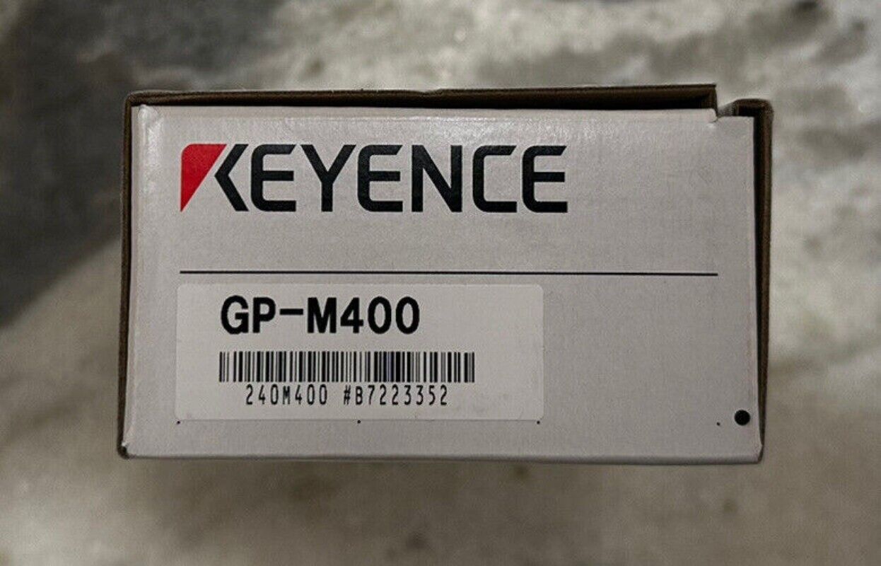 KEYENCE GP-M400 digital pressure sensor box, product packaging