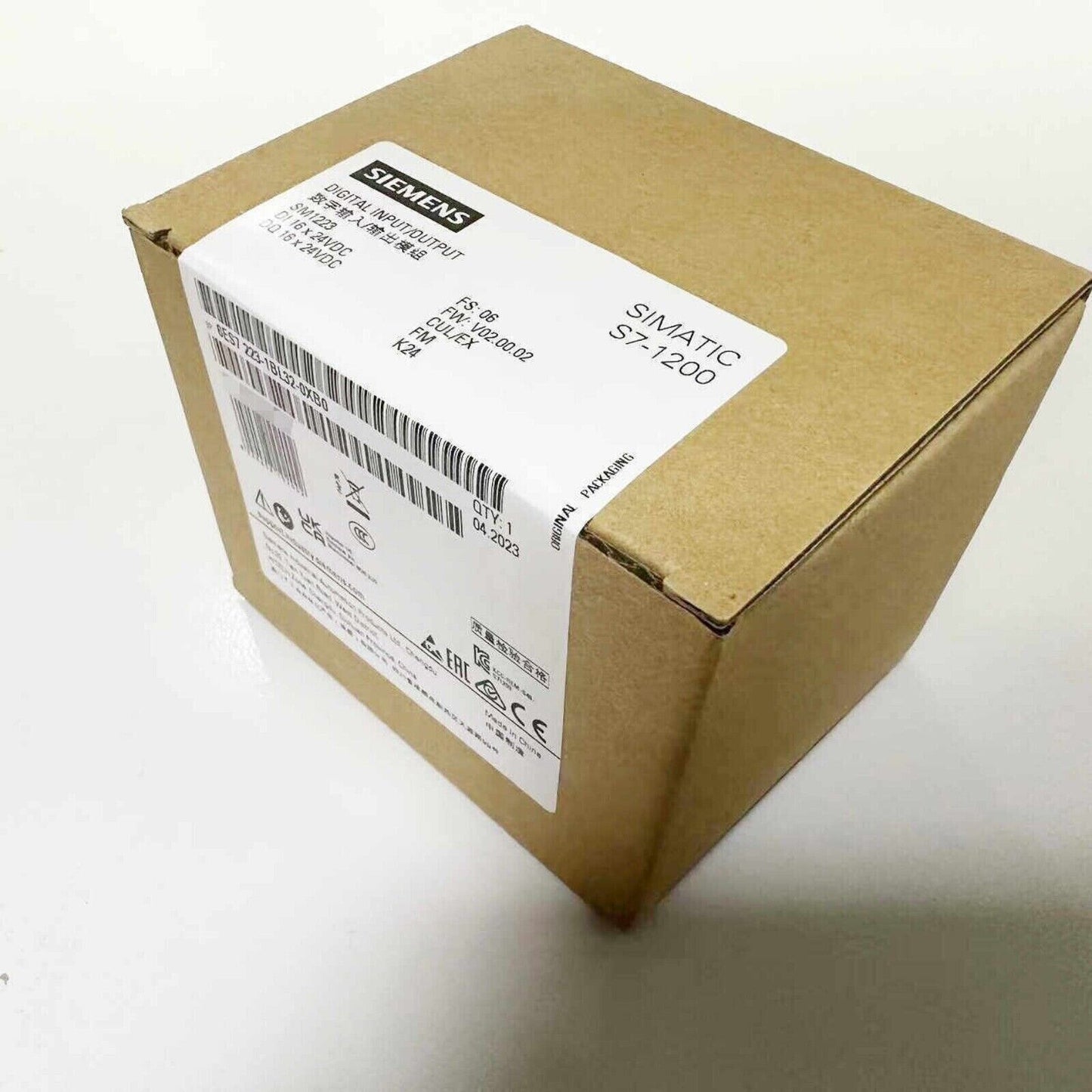 Siemens SIMATIC S7-1200 SM 1223 Digital I/O module box, brown cardboard, industrial automation part