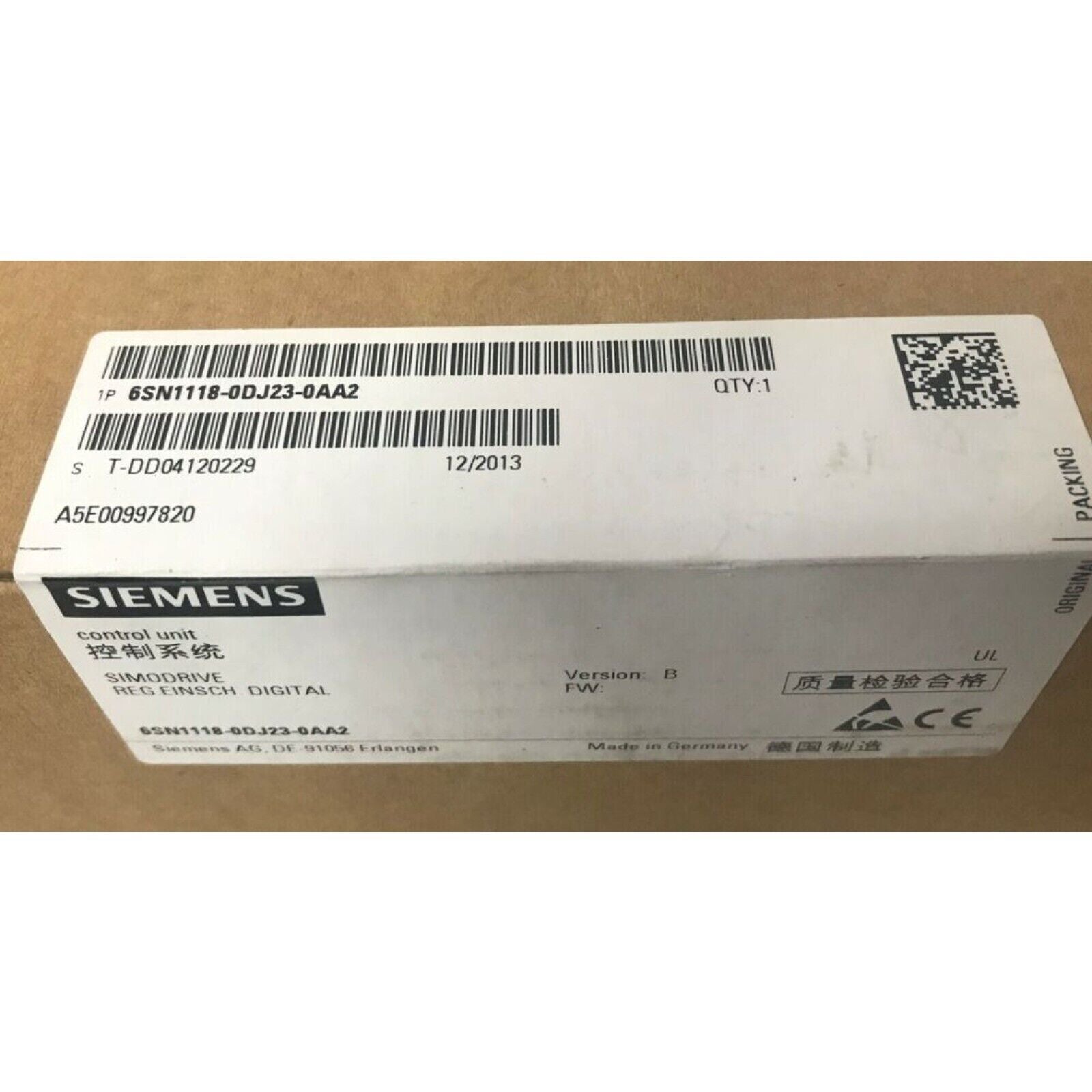 Siemens SIMODRIVE 611D 6SN1118-0DJ23-0AA2 digital control unit box, Made in Germany.