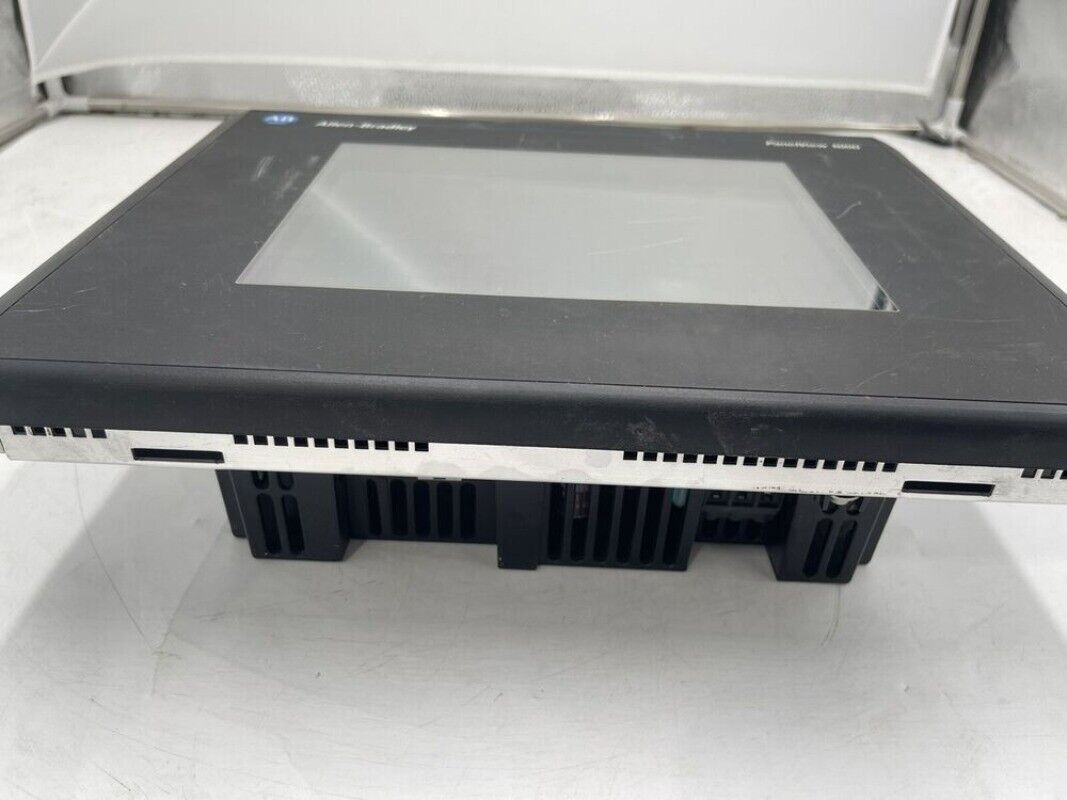 Allen-Bradley PanelView 1000 Standard Terminal 2711-T10C20, black industrial touchscreen display