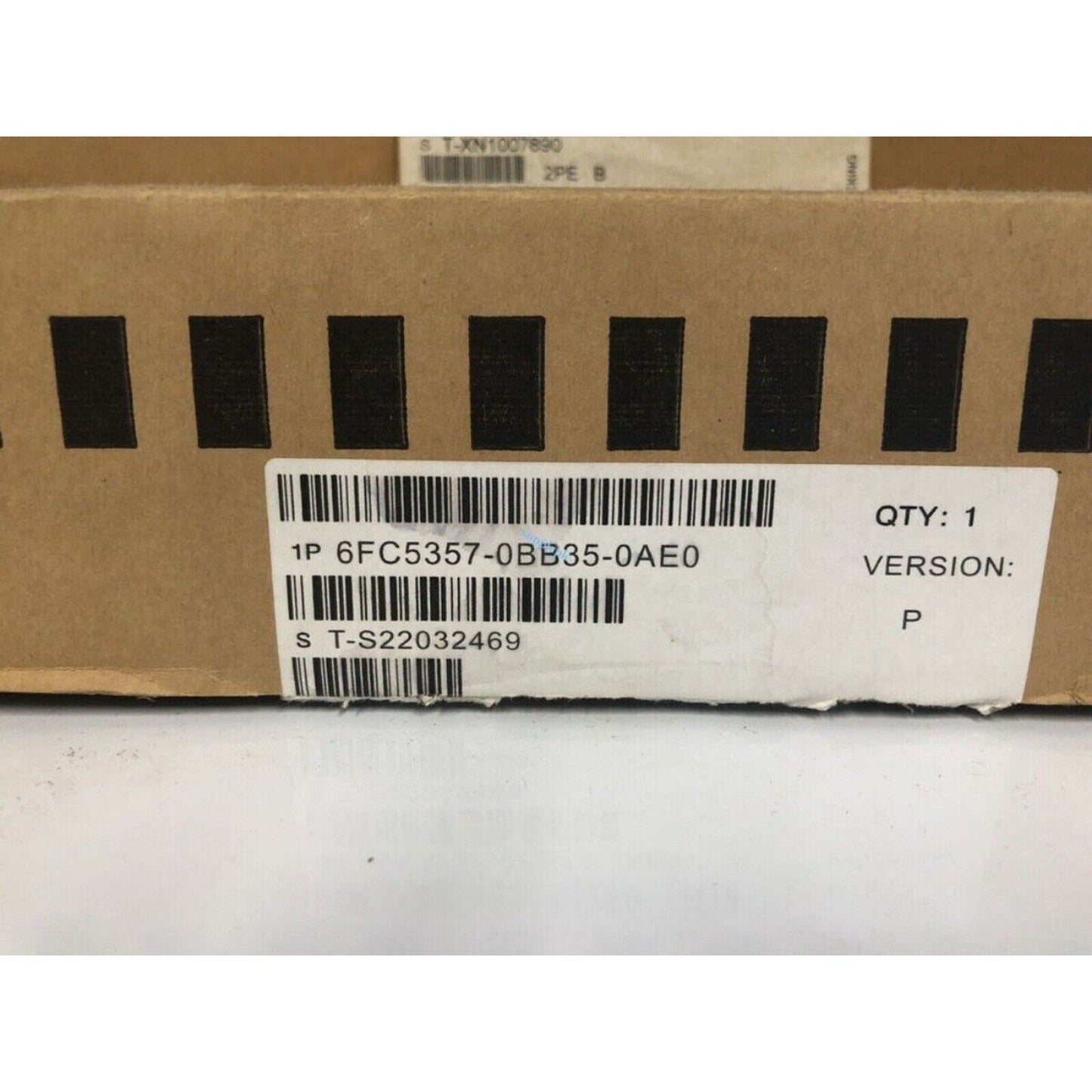 Siemens 6FC5357-0BB35-0AE0 PLC module on a box, QTY: 1, Version P, industrial automation part