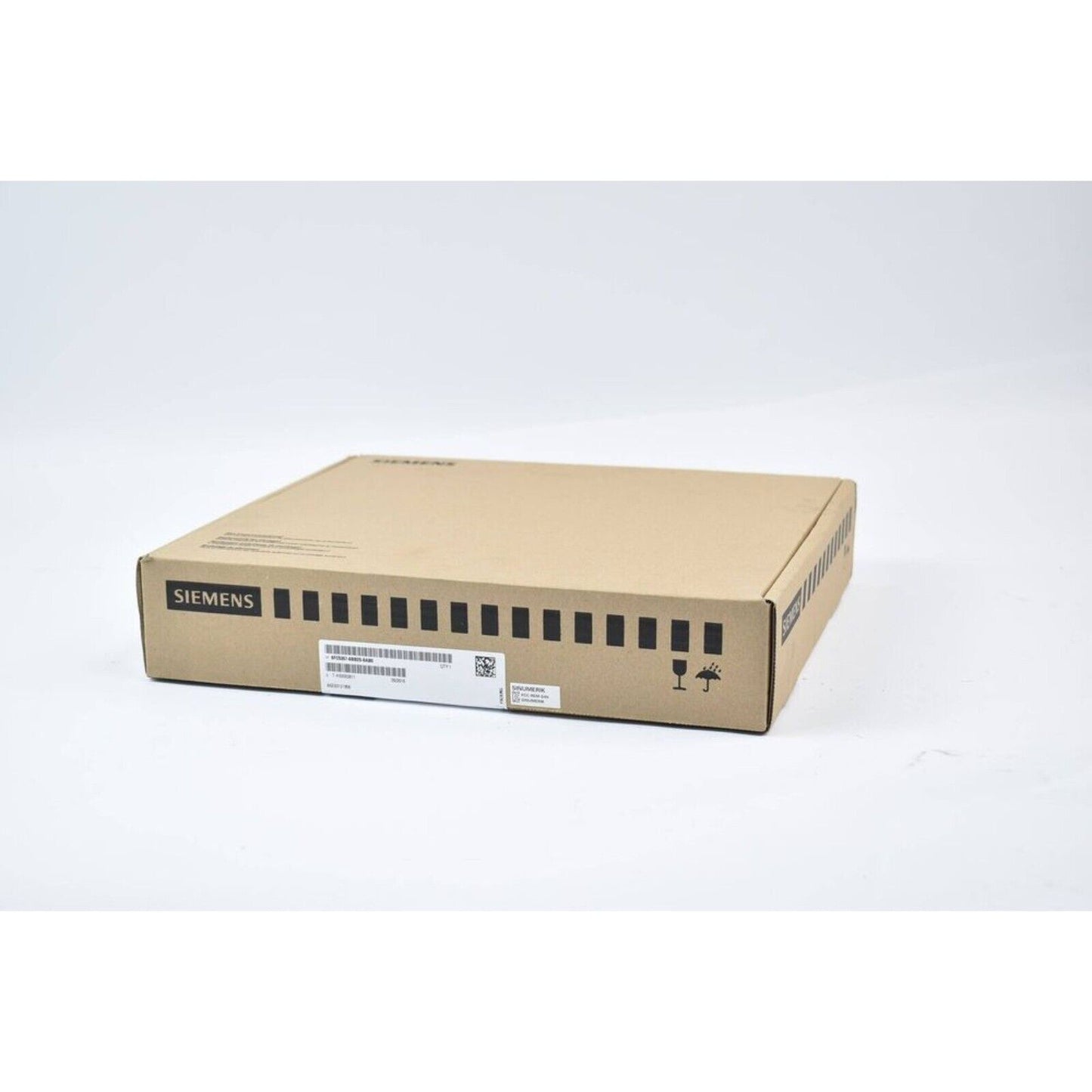 Siemens SINUMERIK 840DDE CNC hardware box on white background