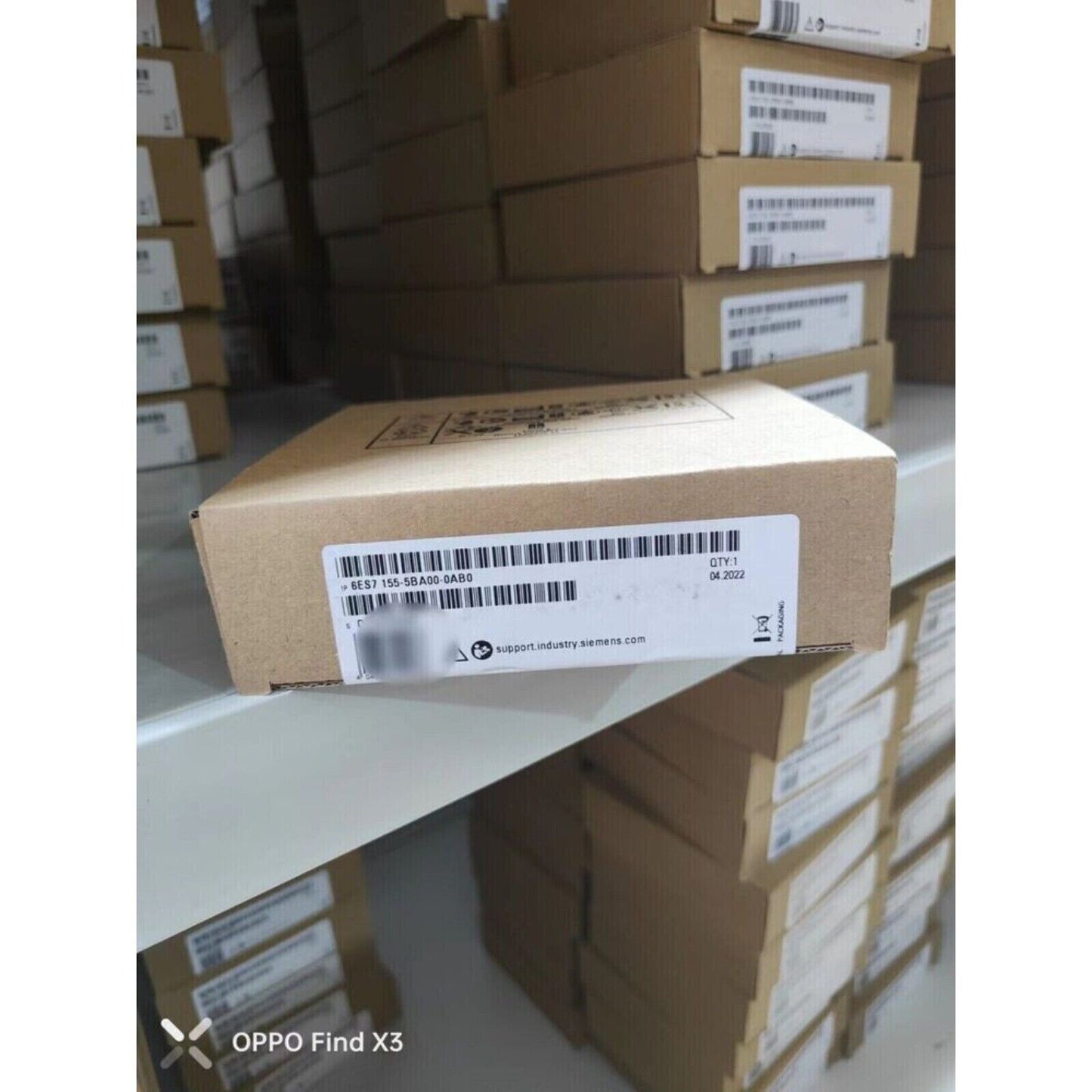 Siemens SIMATIC ET 200MP PLC module in packaging, product code 6ES7155-5BA00-0AB0