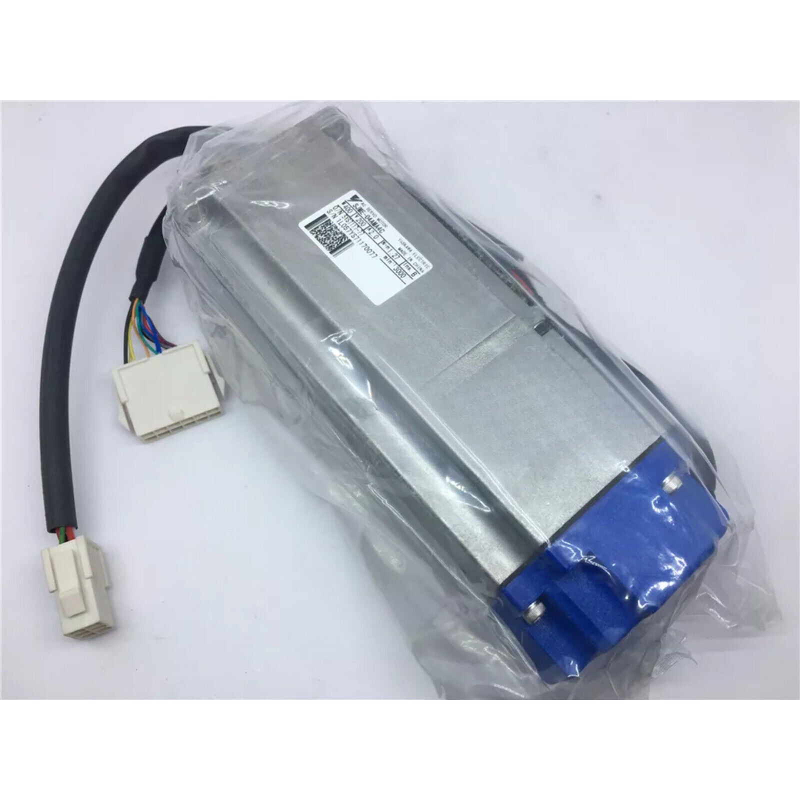 YASKAWA SJME-04AMA4C servo motor, new industrial automation part, silver with blue accents, packaged.