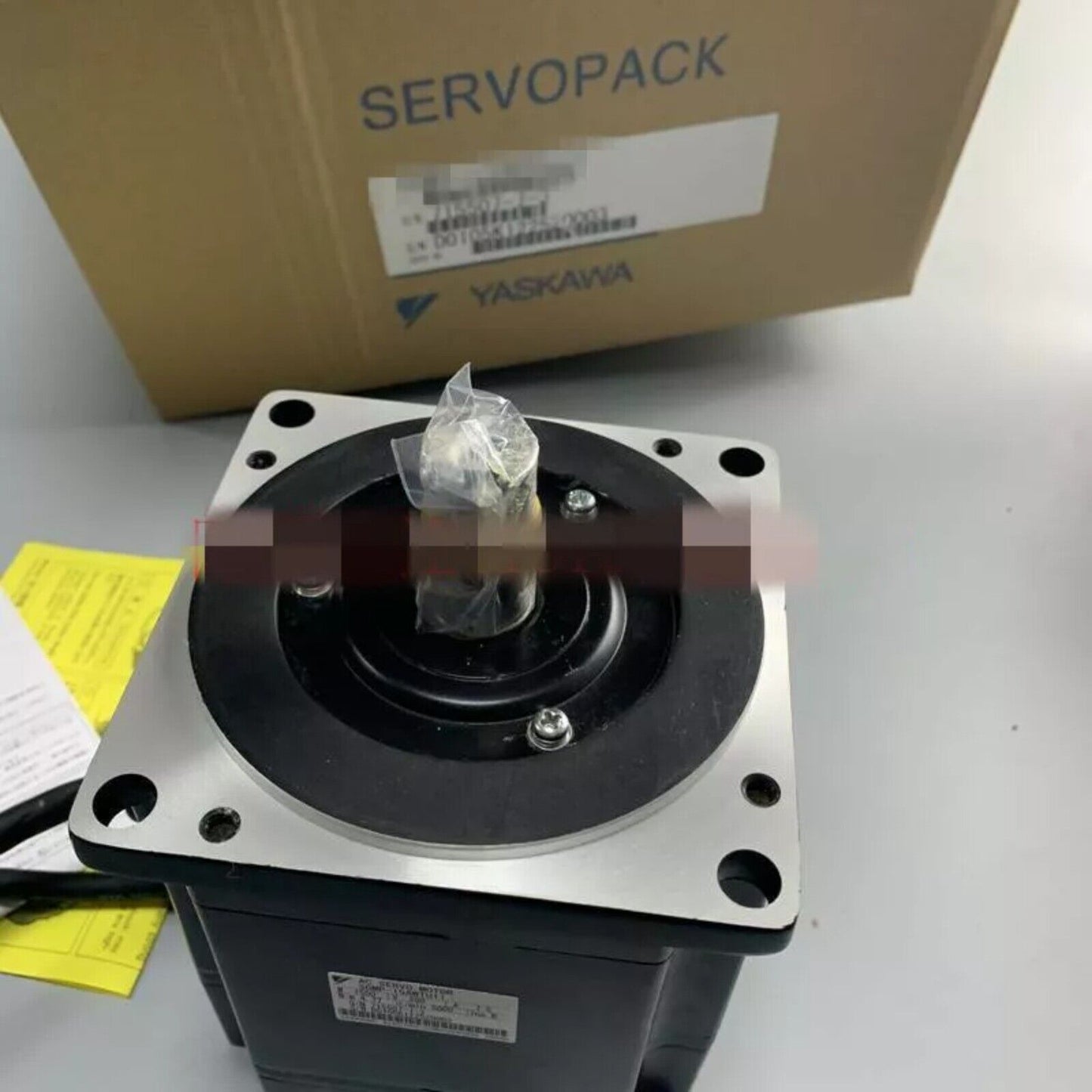 YASKAWA SGMP-15A3NT11 Servo Motor, industrial automation part