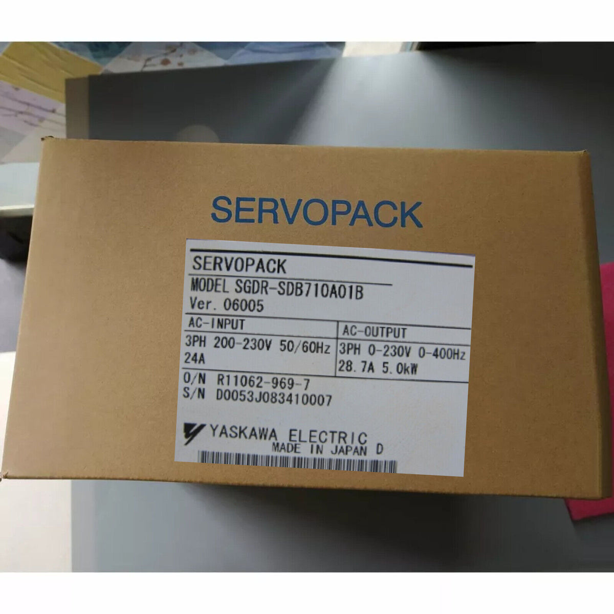Yaskawa Servopack SGDR-SDB710A01B servo drive box, 5 kW, 28.7A, 3 Phase, 200-230V. Industrial automation parts.