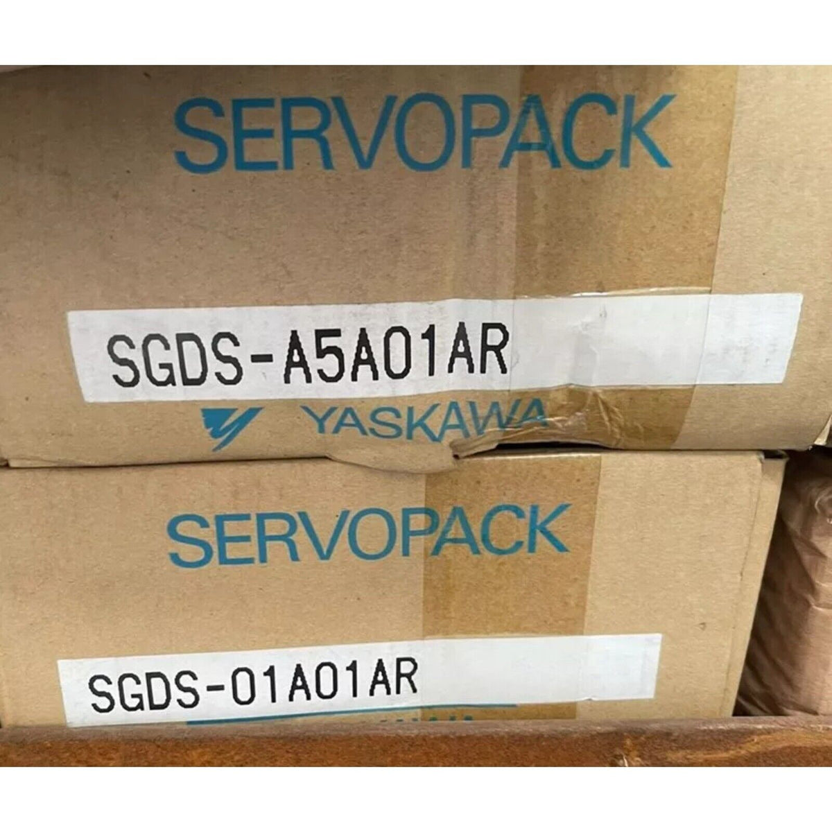 Yaskawa SERVOPACK servo driver box, SGDS-A5A01AR and SGDS-01A01AR, industrial automation parts.