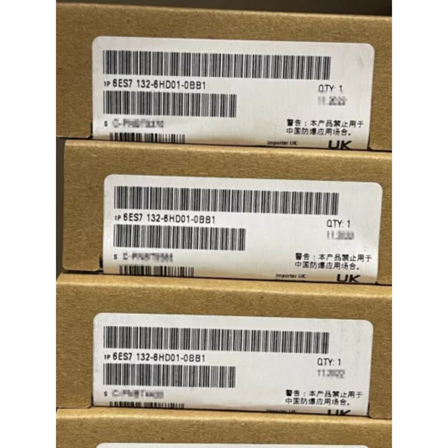 Siemens ET 200SP Relay Module 6ES7132-6HD01-0BB1 packaging, PLC module boxes. 