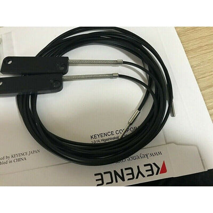 Keyence FU-A40 Fiber Optic Sensor with cable, black sensor head, industrial automation part