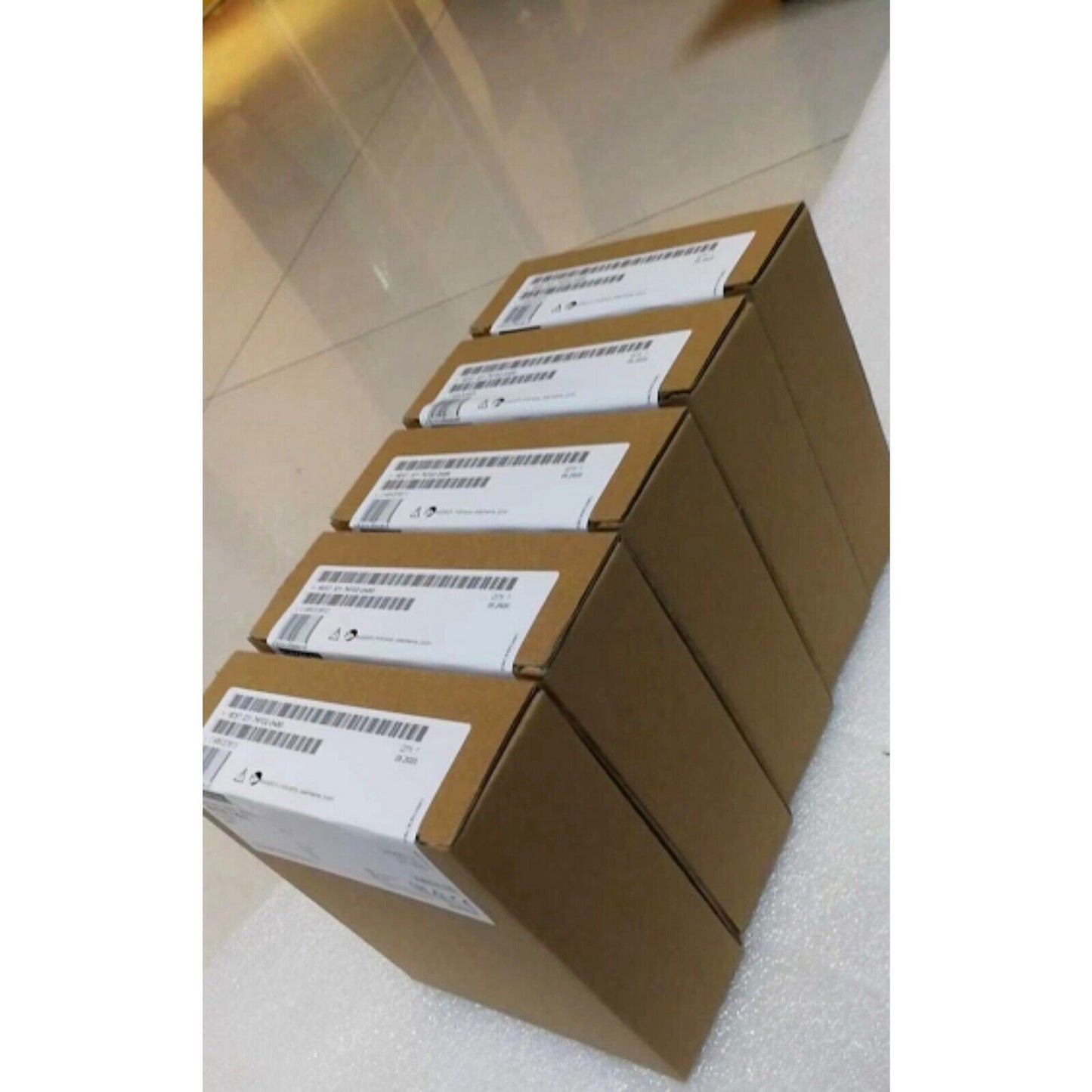 Siemens SIMATIC S7-300 Analog Input Modules in brown packaging, industrial automation parts