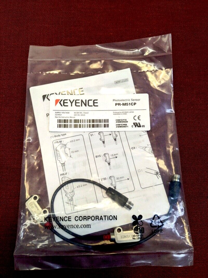 Keyence PR-M51CP photoelectric sensor in packaging, industrial automation part
