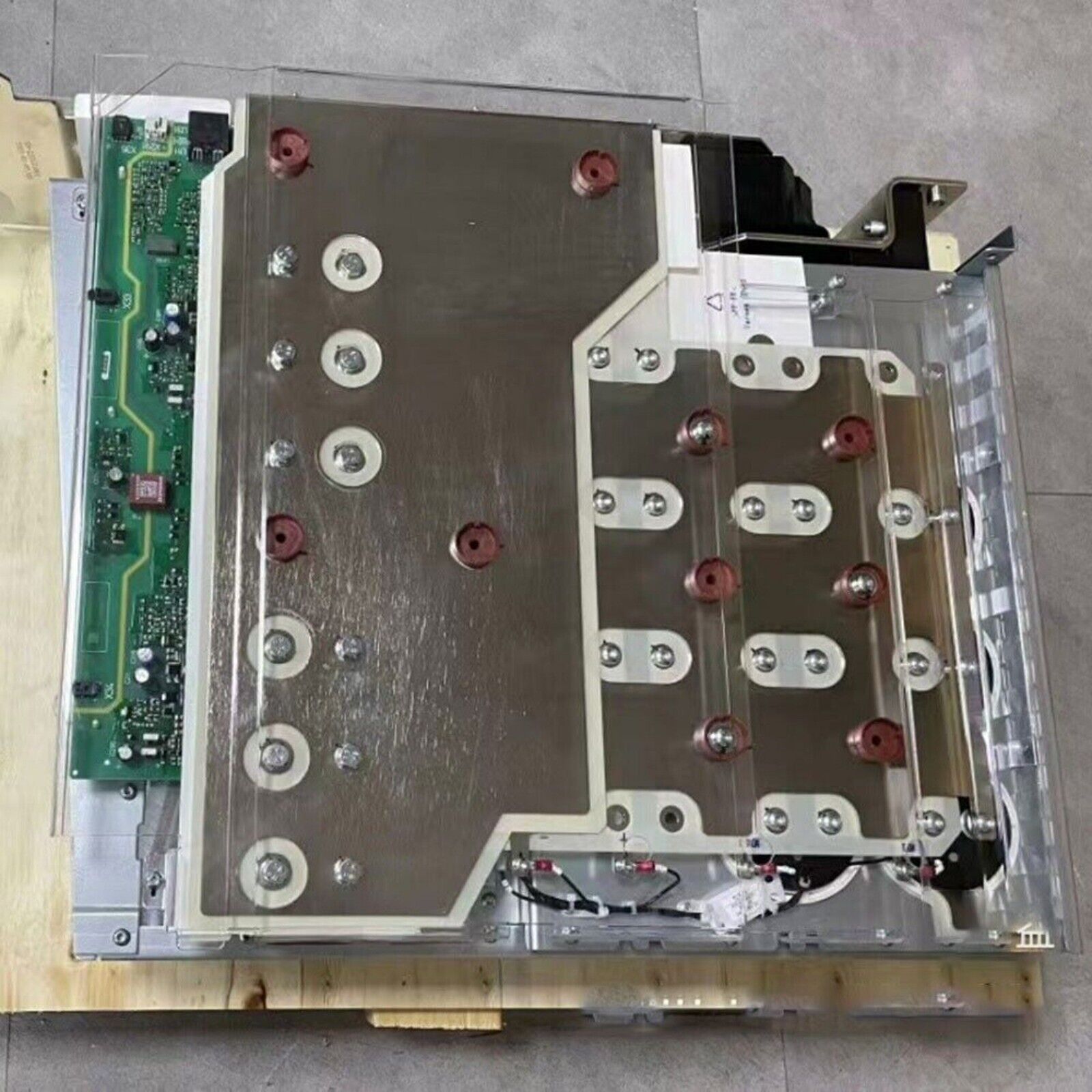Siemens 6SL3352-1AG38-1FA1 Power Block industrial automation component, circuit board and electrical connections.