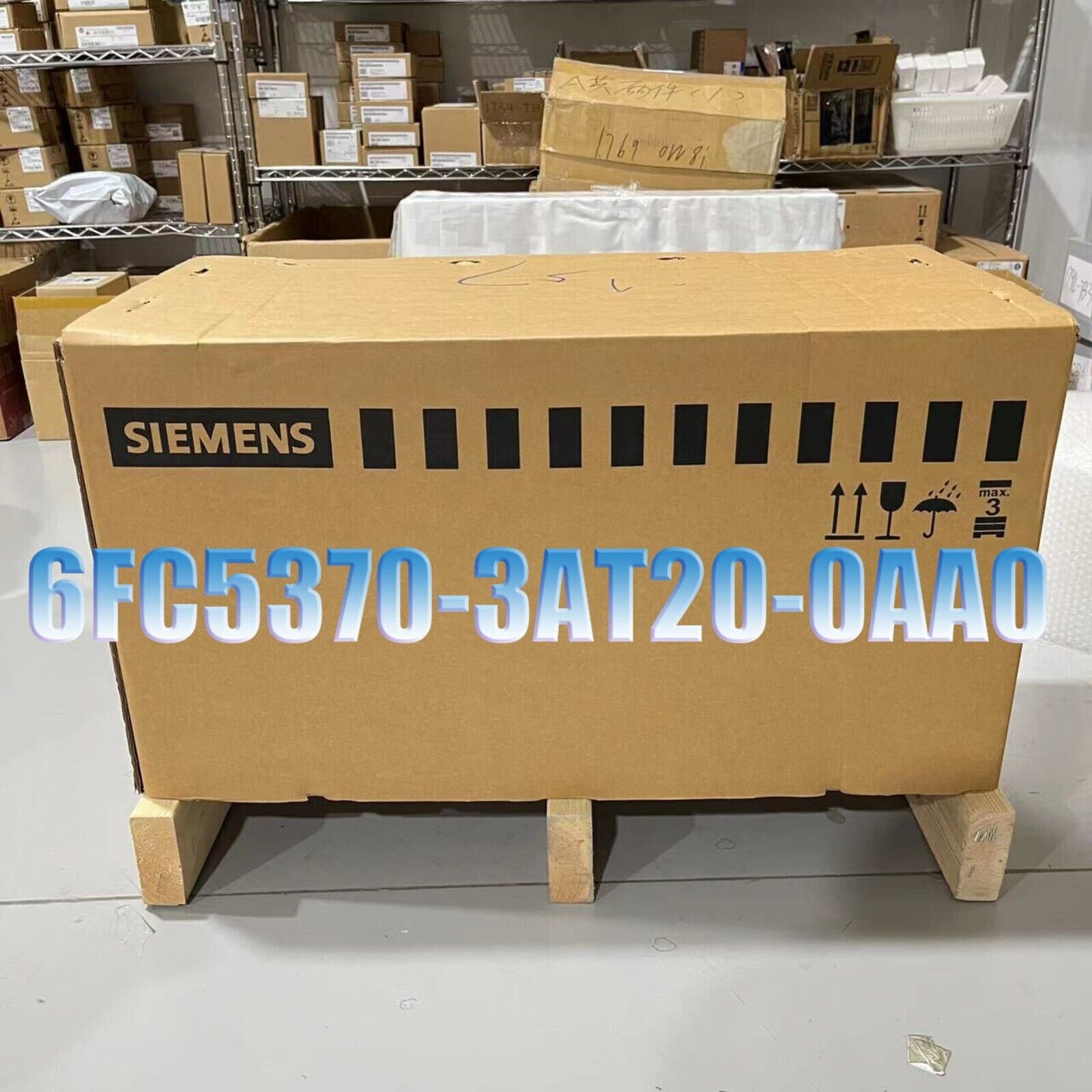 Siemens 6FC5370-3AT20-0AA0 PLC product packaging on wooden pallet, industrial automation parts.