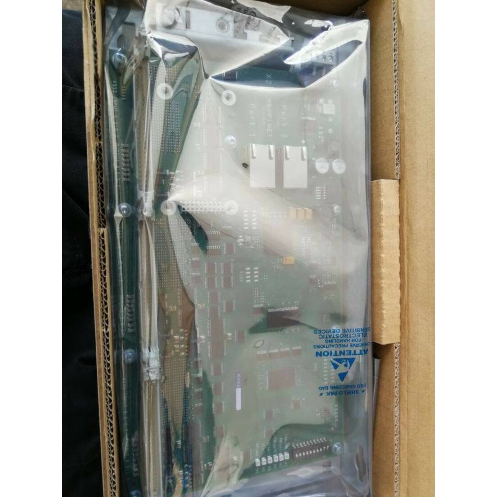 Siemens 6FC5311-0AA00-0AA0 I/O Module, new in packaging, PROFINET, ATTENTION: Sensitive Devices