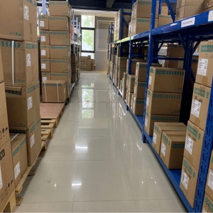 Warehouse stock of Siemens MICROMASTER 420 frequency inverters ready for shipment, industrial automation parts.