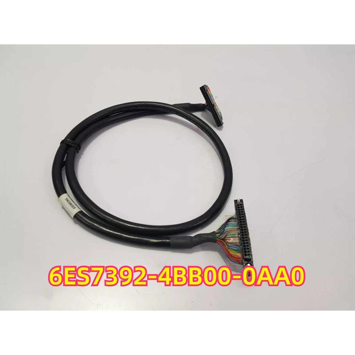 Siemens S7-300 connecting cable 6ES7392-4BB00-0AA0, black cable with connectors, PLC module