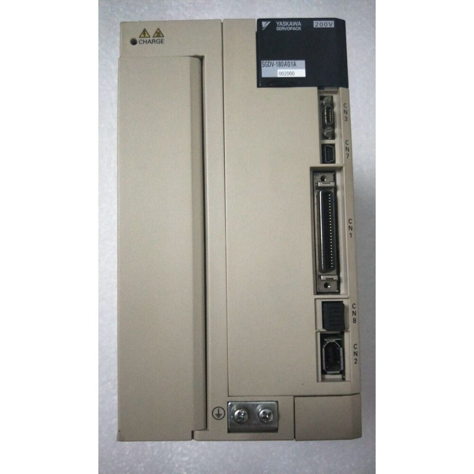 YASKAWA SGDV-180A01A002000 Servo Driver, Industrial Automation Part, Beige