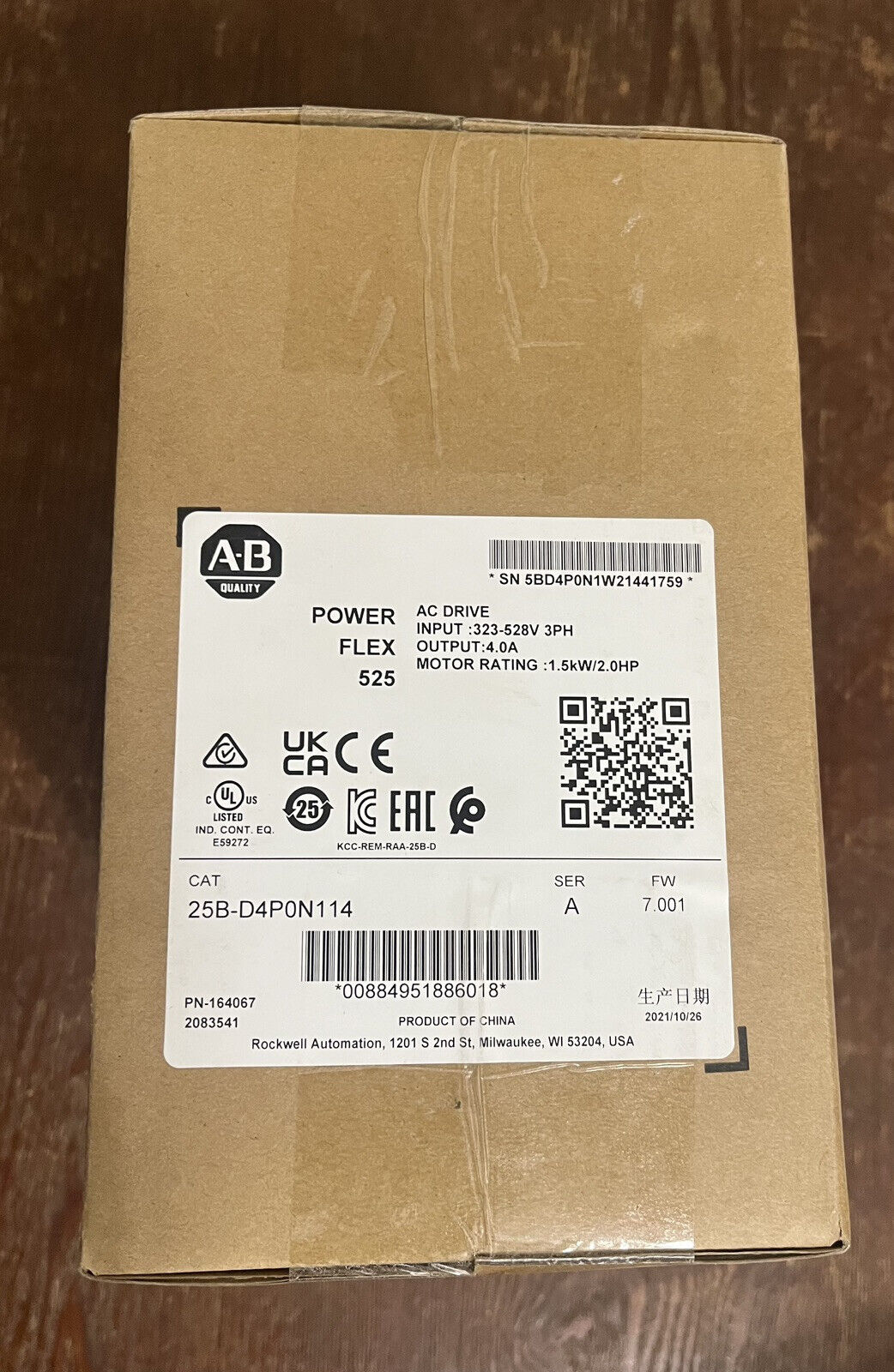 Allen-Bradley PowerFlex 525 AC Drive box, 1.5kW, 2HP, 380-480V, 25B-D4P0N114. Industrial automation part.
