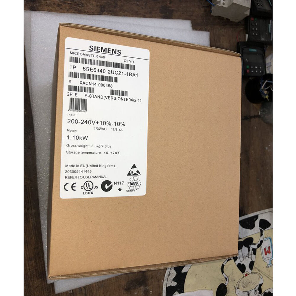 Siemens MICROMASTER 440 drive in its original packaging, model 6SE6440-2UC21-1BA1.