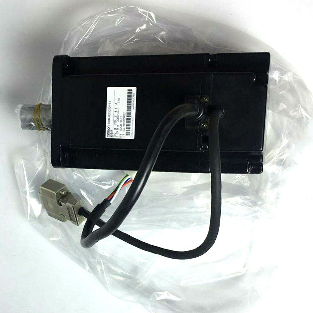 New Omron R88M-UE75030V-S1 servo motor in packaging, with label details