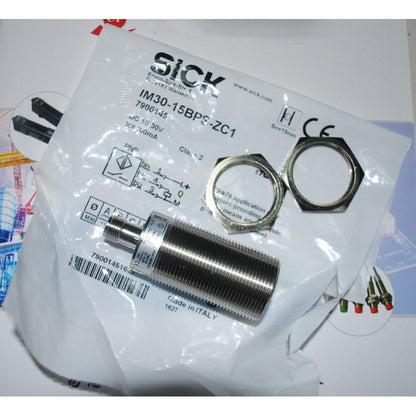 SICK IM30-15BPS-ZC1 proximity sensor with accessories, DC 10-30V, industrial automation part.