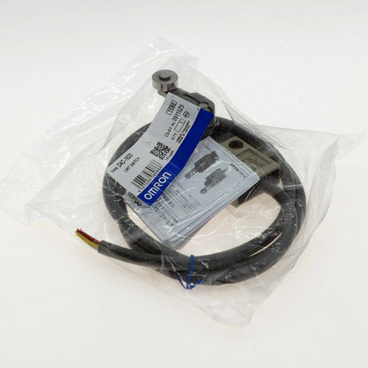 Omron D4C-1620 Limit Switch sensor, industrial automation part, new in packaging, free shipping.