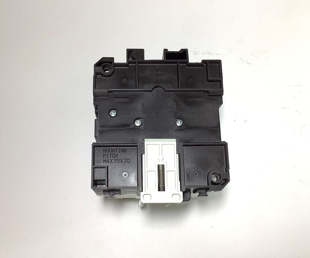 Mitsubishi S-N65 Magnetic Contactor, black industrial automation part, Mounting Pitch M4X75X70, AC200V